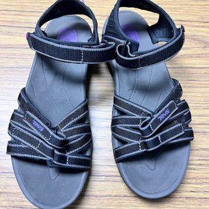 Teva Tirra vegan sandal